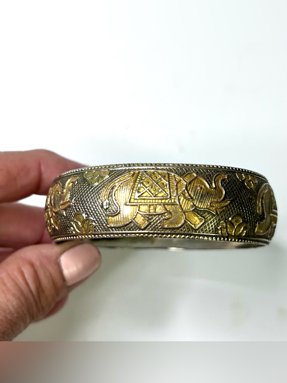 Elephant Cuff Bracelet Gold Silver Toned